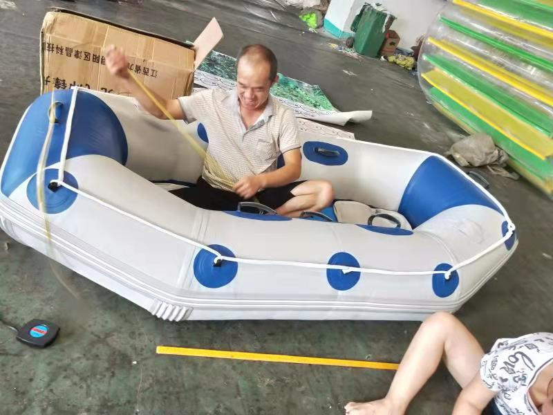 鼎城公司定制充气皮划艇